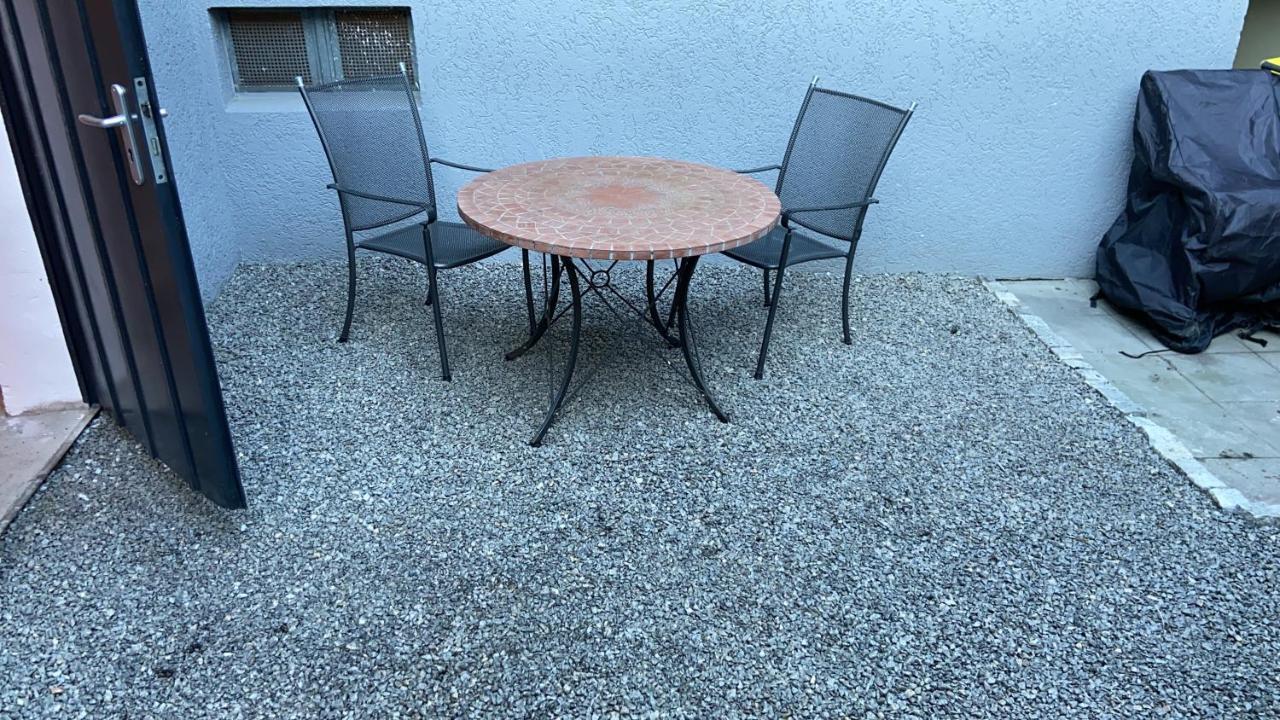 Art Boutique Budget Apartment Im Hinterhof Menden Altstadt 외부 사진